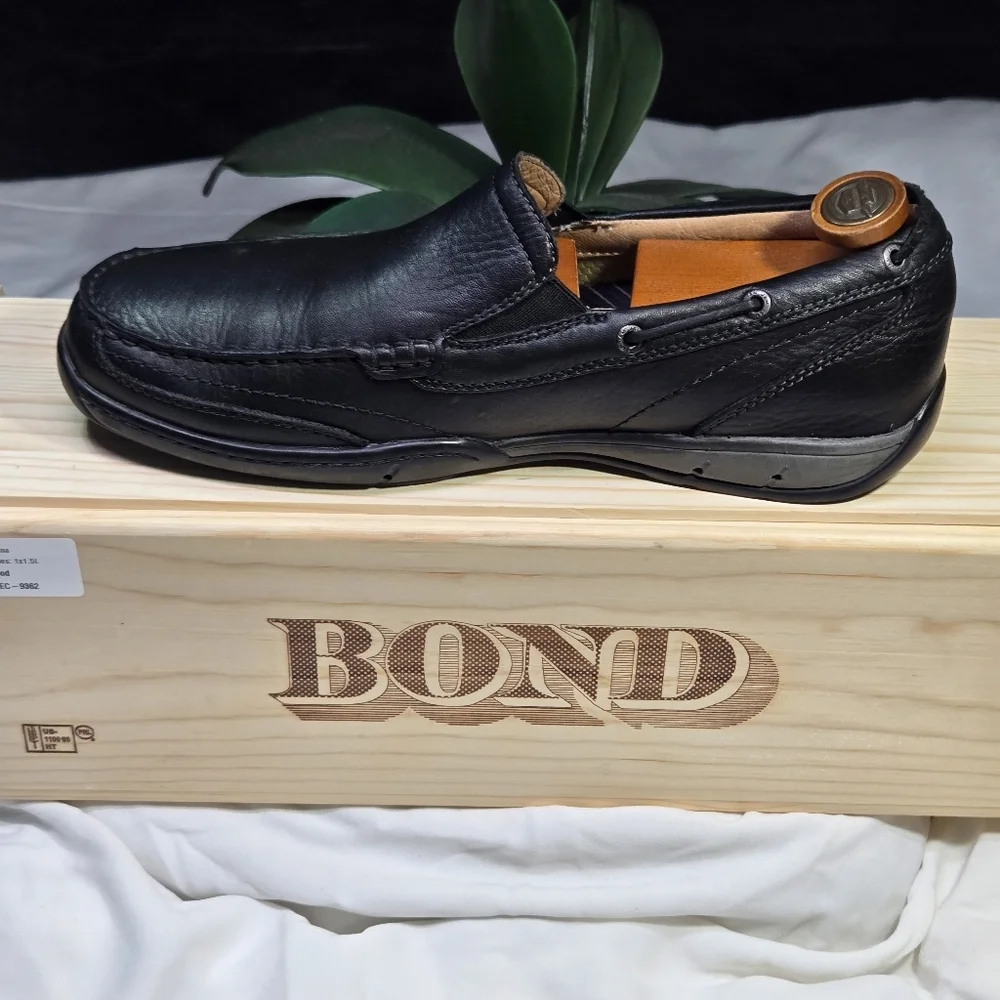 Dr. Scholl's Black Leather Slip-On Loafers